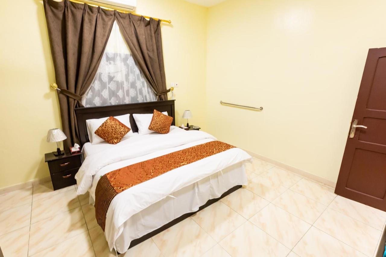 Al Eairy Furnished Apartments - Al Bahah 4 Ngoại thất bức ảnh
